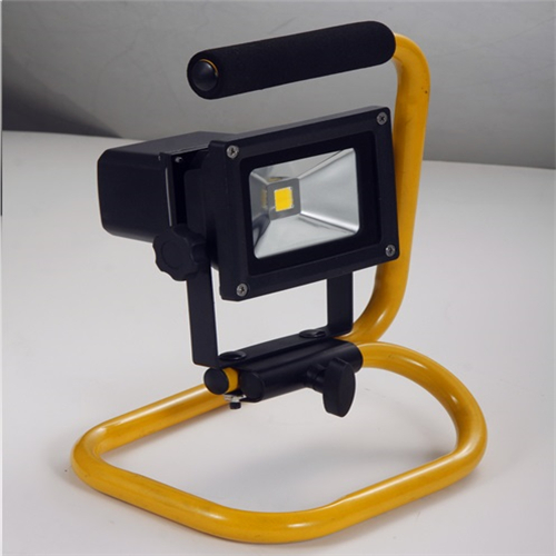 LED work light with S stand 