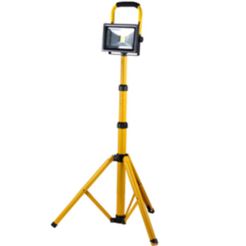 LED work light with single tripod